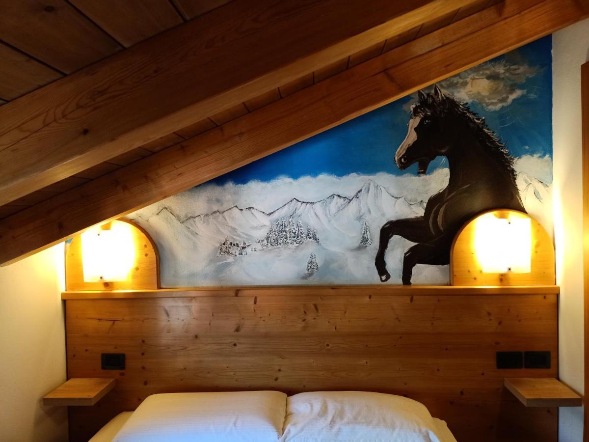 Hotel Cielo Blu 파쏘델토날레 외부 사진